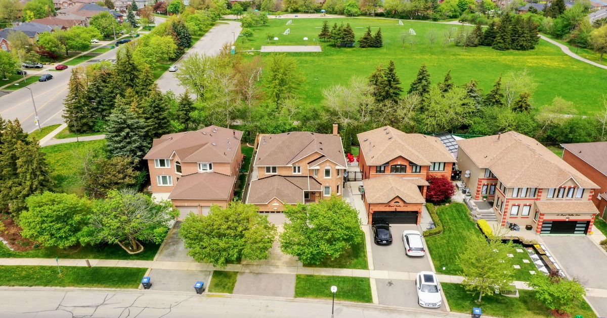 8 Royal Valley Drive Caledon