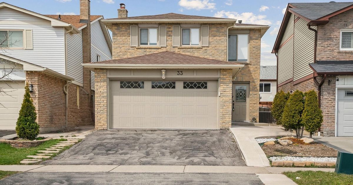 33 Dafoe Crescent Brampton