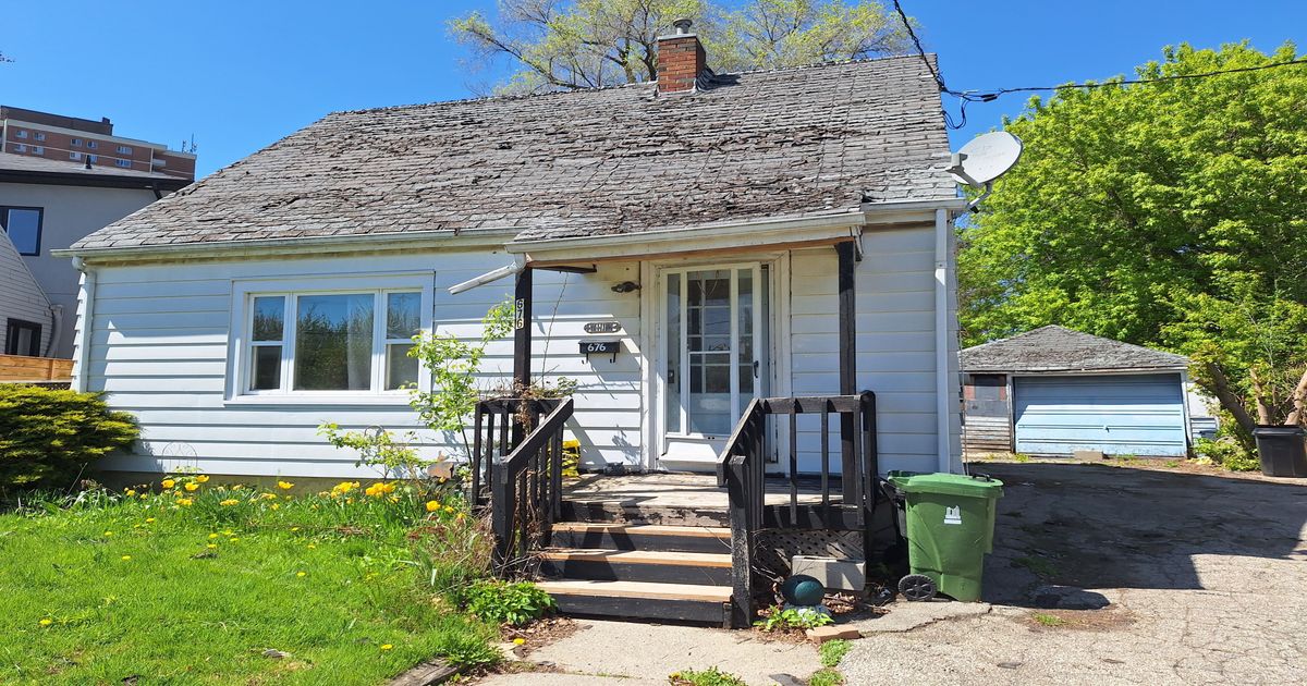676 Trethewey Drive Toronto
