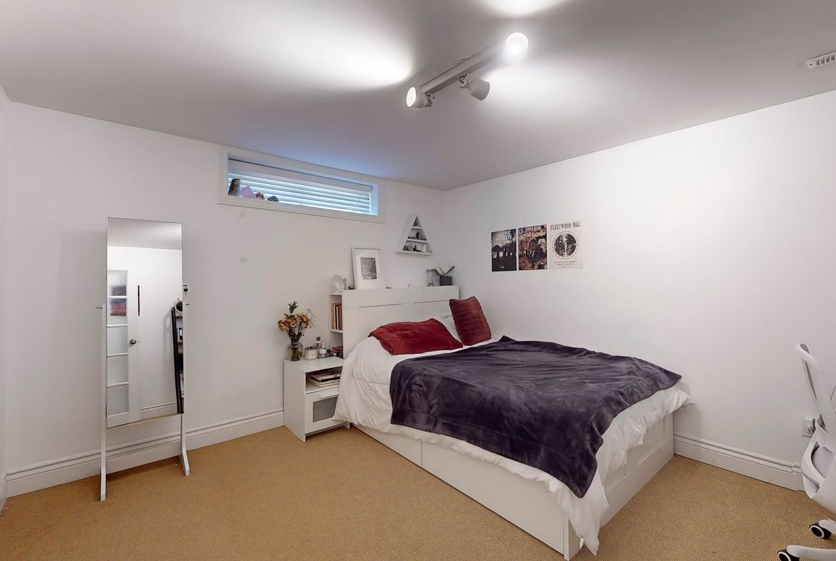 img-gallery