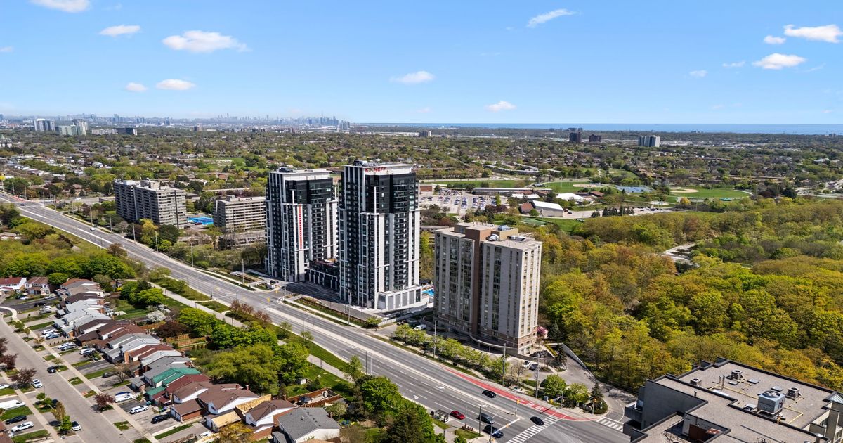 200 Burnhamthorpe Road E Mississauga