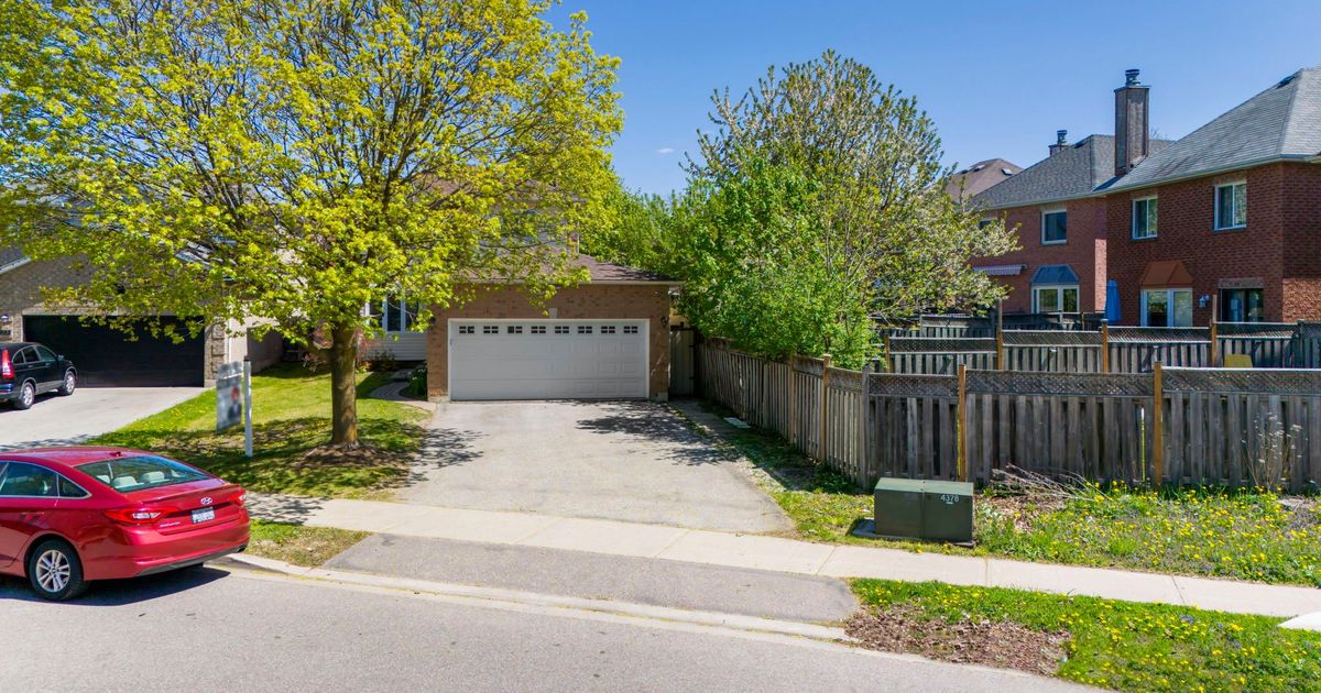 21 Lockwood Road Brampton