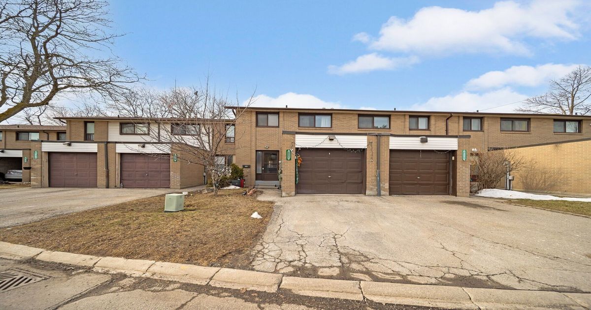 308 Fleetwood Crescent Brampton