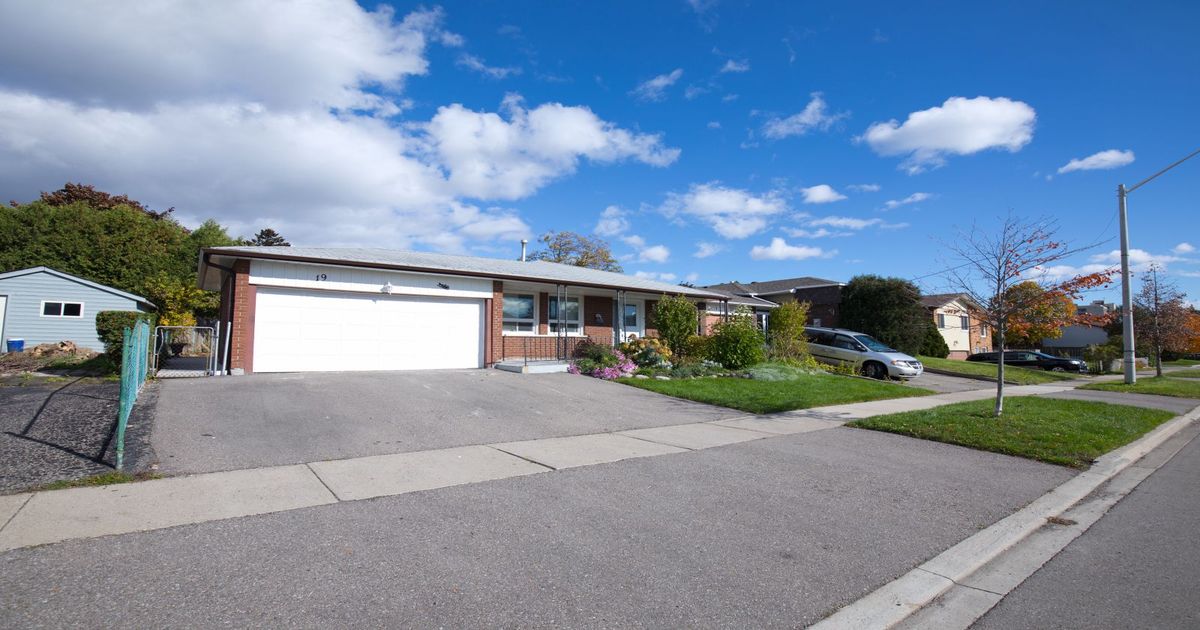 19 Horne Drive Brampton