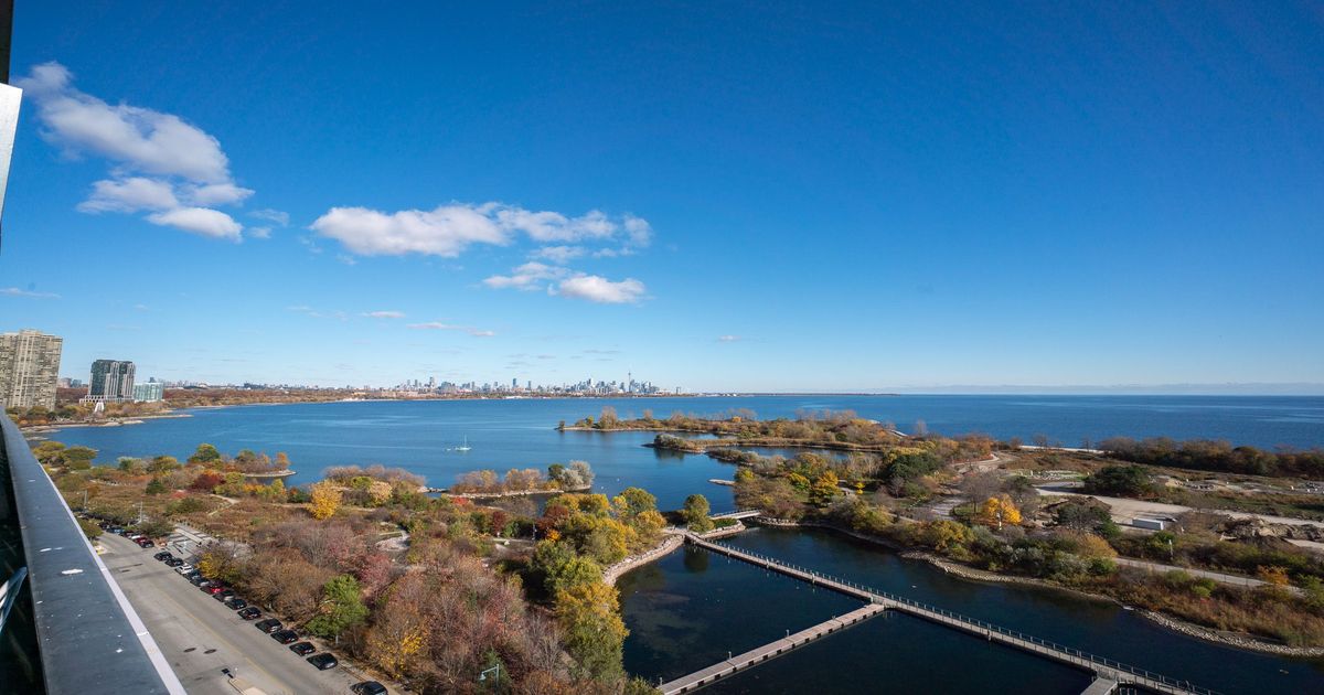 20 Shore Breeze Drive Toronto