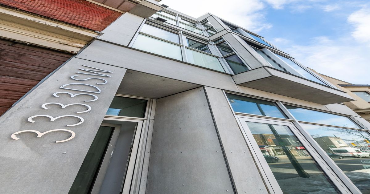 3333 Dundas Street W Toronto