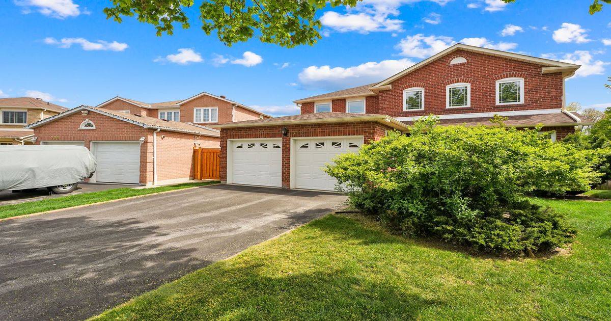 712 Savoy Crescent Mississauga