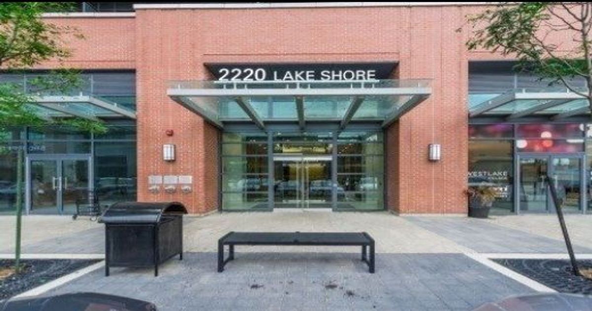 2220 Lake Shore Boulevard W Toronto