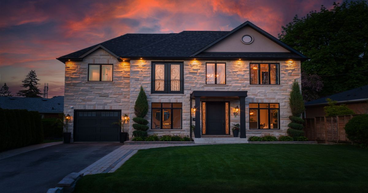 19 Duncairn Drive Toronto