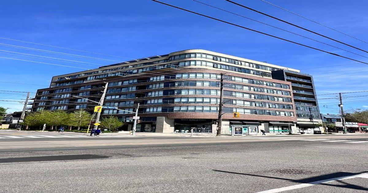 11 Superior Avenue Toronto