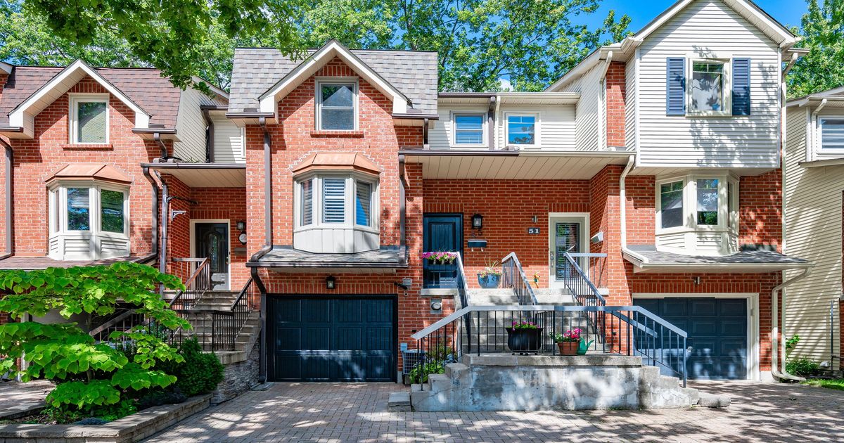 53 Normandy Place Oakville