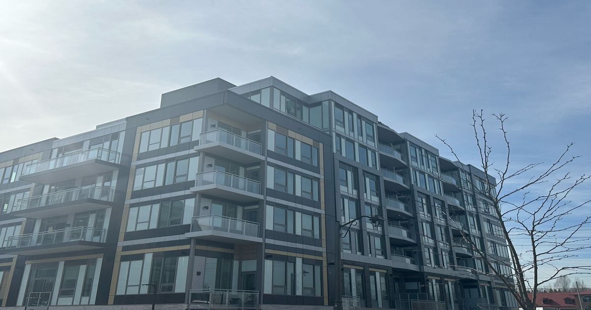 2501 Saw Whet Boulevard Oakville