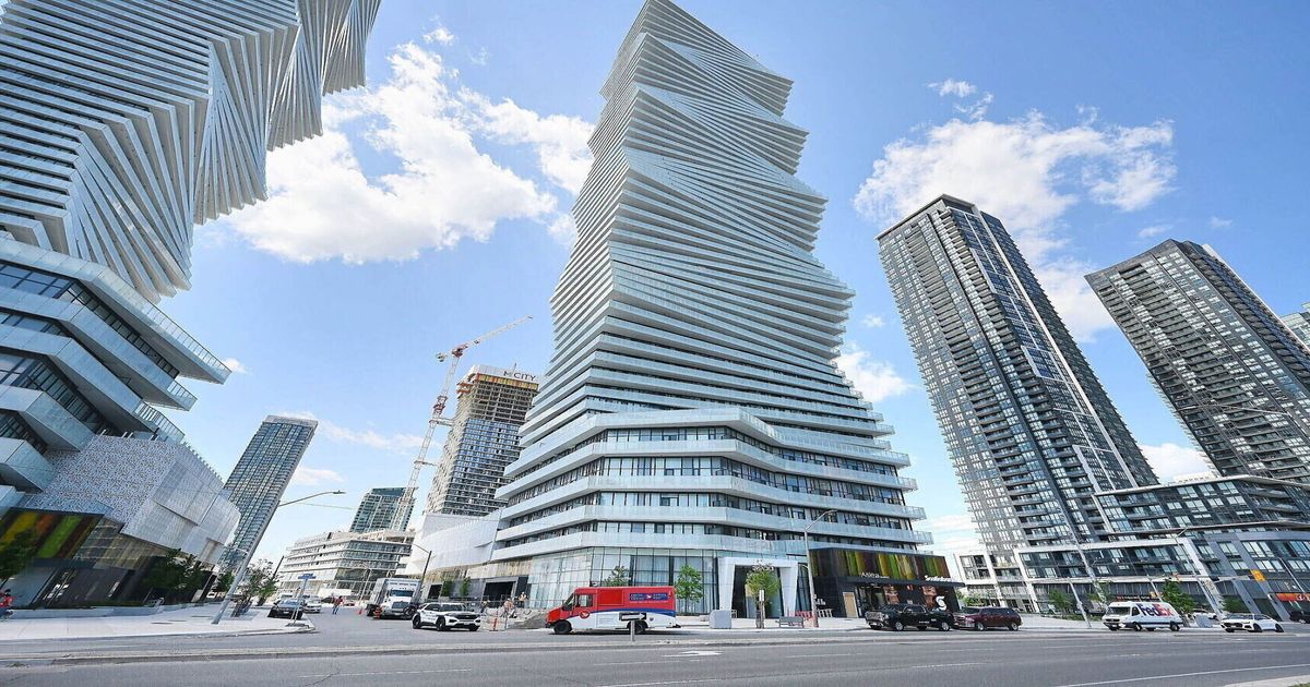 3900 Confederation Parkway Mississauga