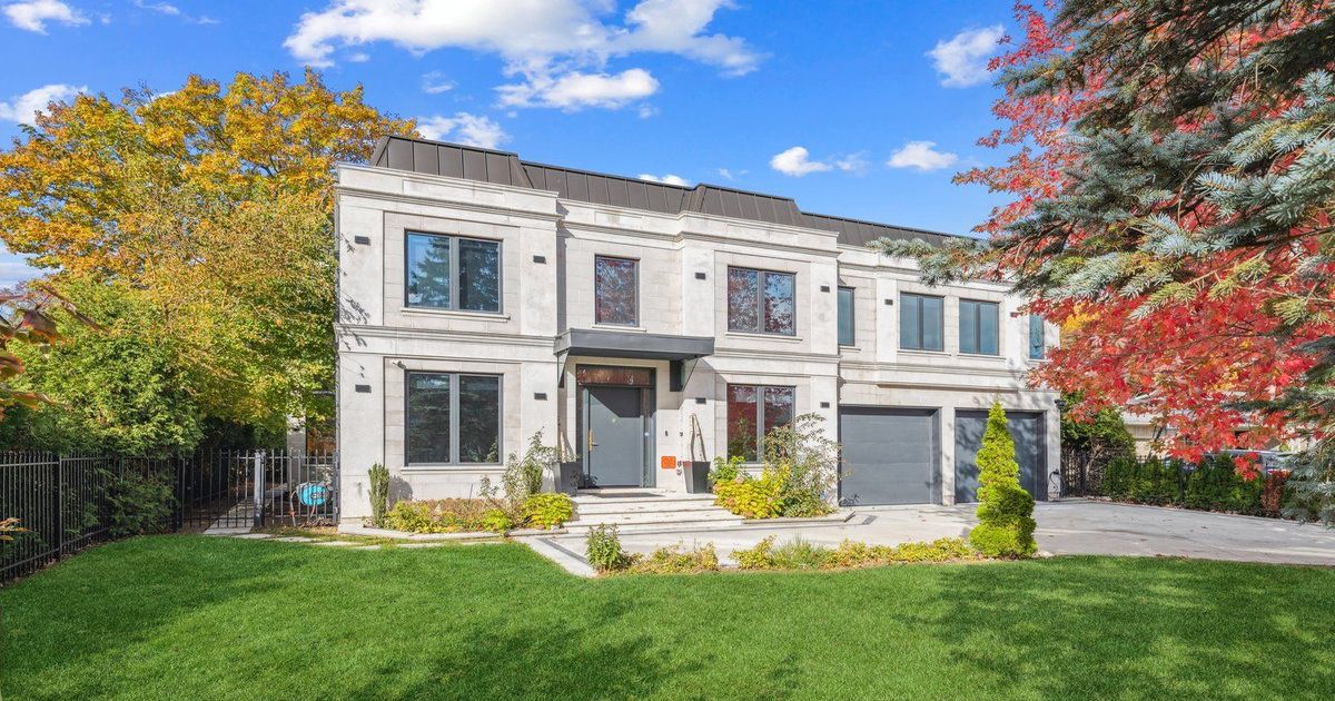 1453 Seagram Avenue Oakville