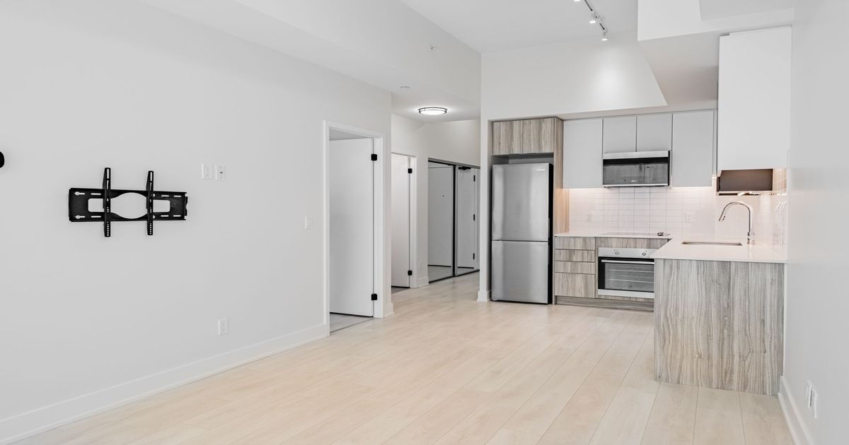 2485 Taunton Road Oakville