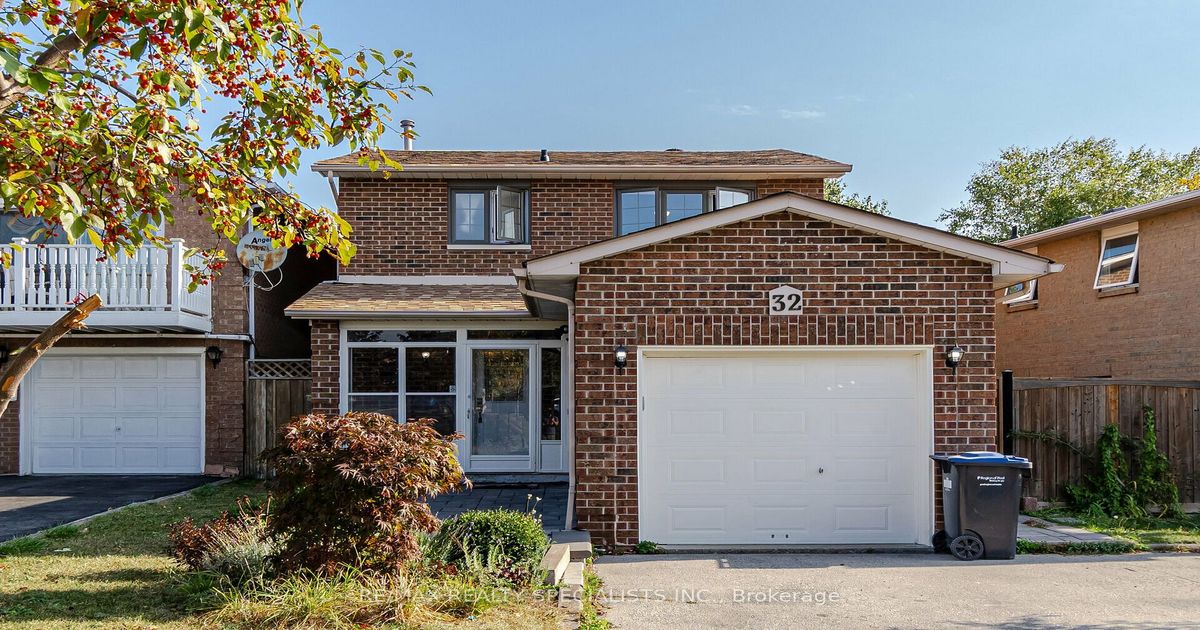 32 PANDA Lane Brampton