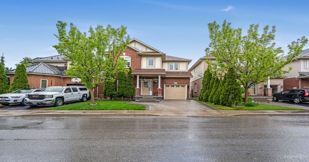 5209 Danielle Drive Burlington