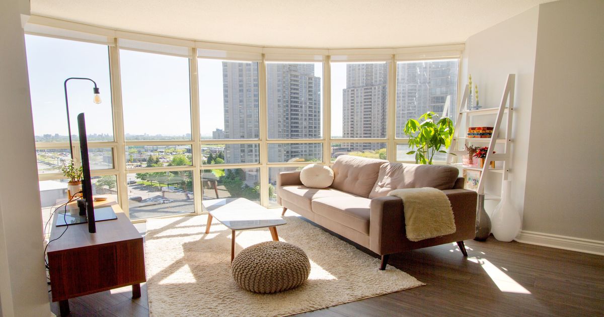 50 Eglinton Avenue W Mississauga
