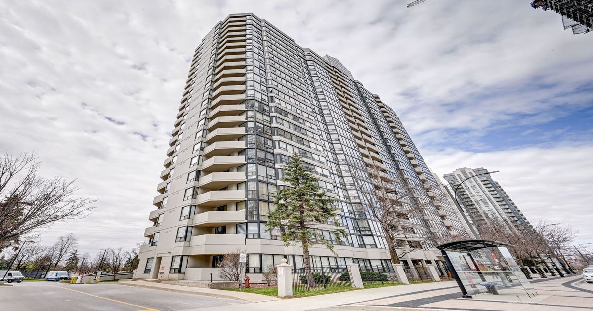 330 Rathburn Road W Mississauga