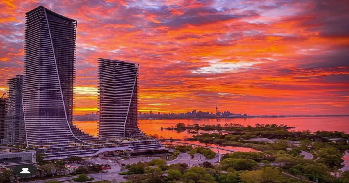 20 Shore Breeze Drive Toronto