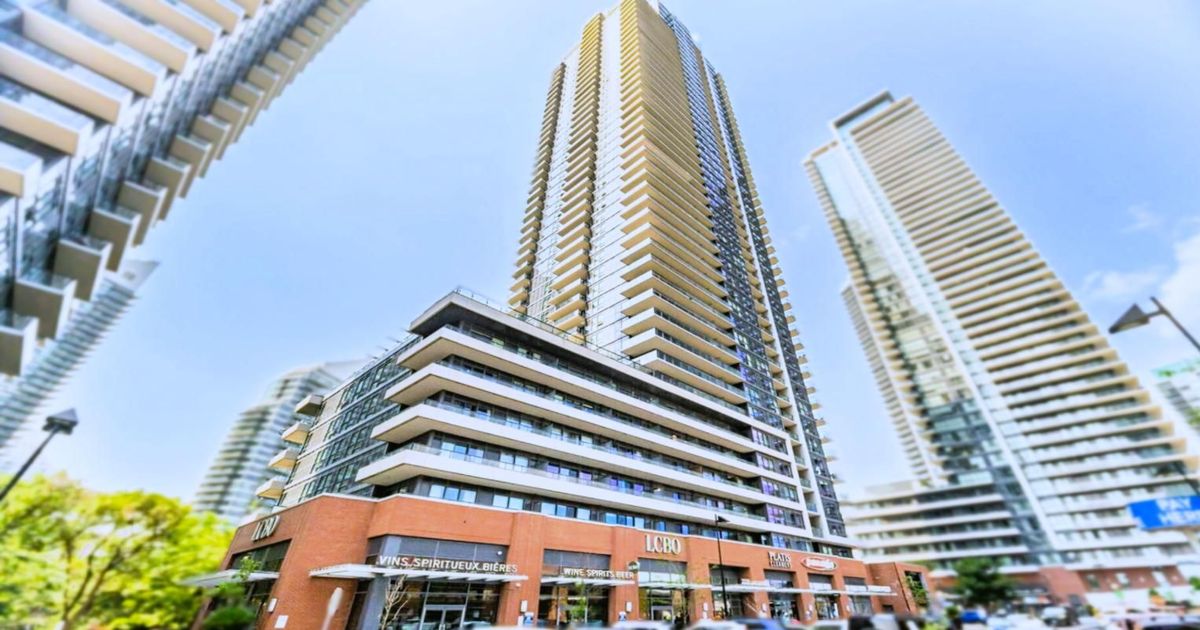 2220 Lake Shore Boulevard W Toronto