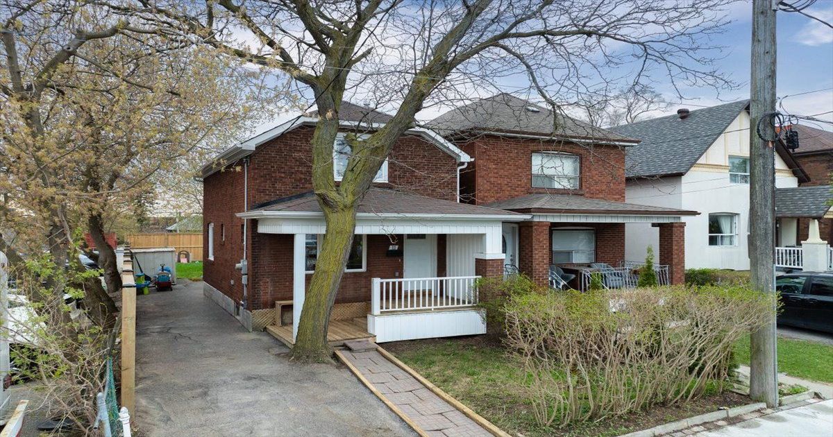11 Bowie Avenue Toronto