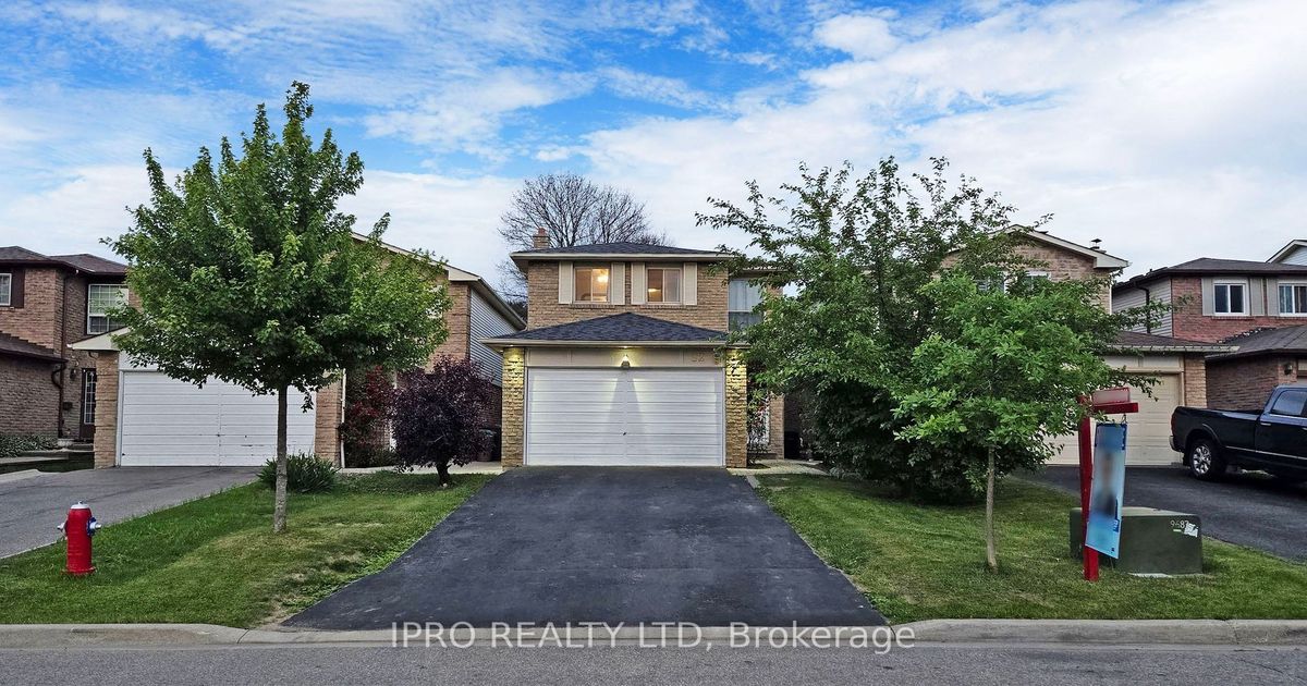32 Dafoe Crescent Brampton