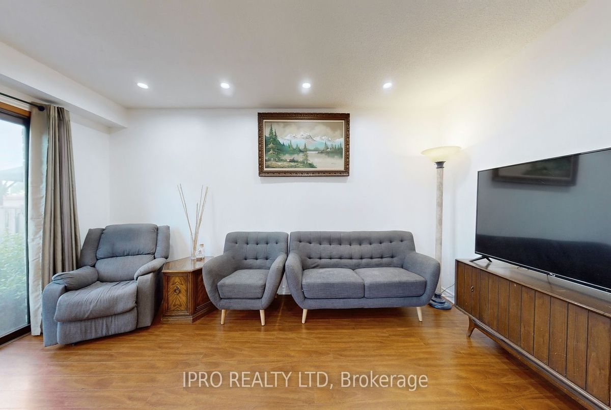 img-gallery