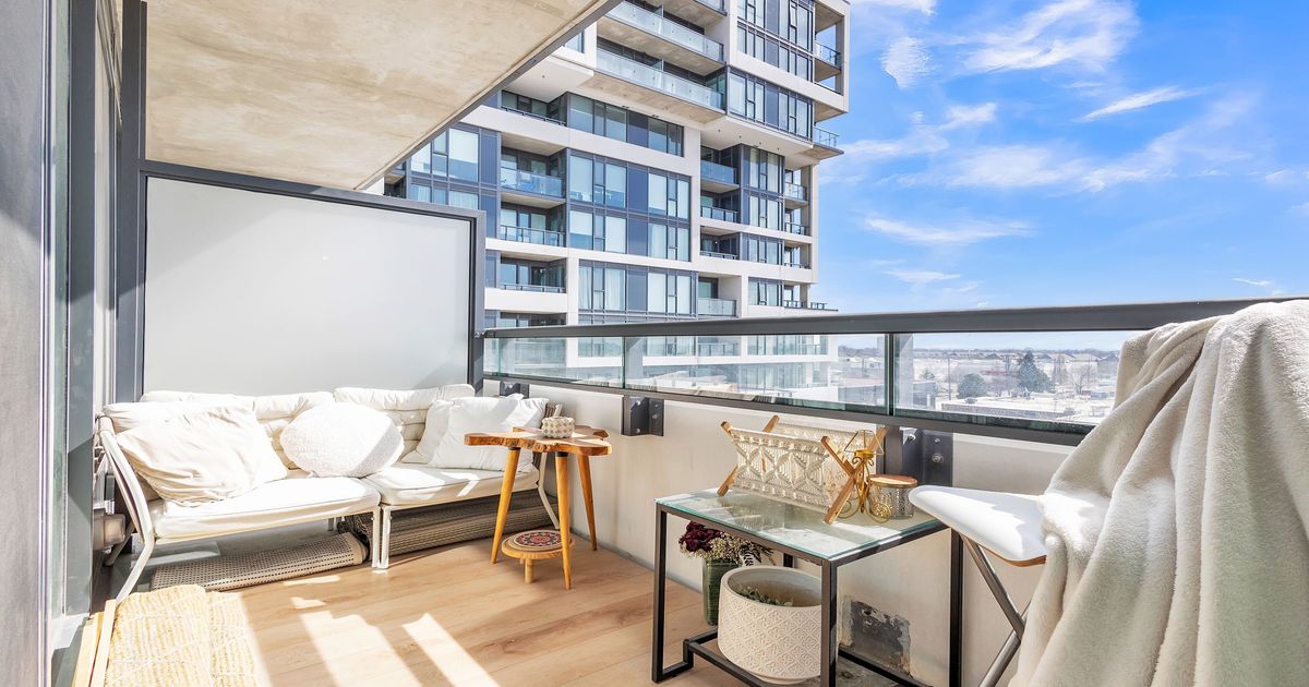 859 The Queensway N/A Toronto