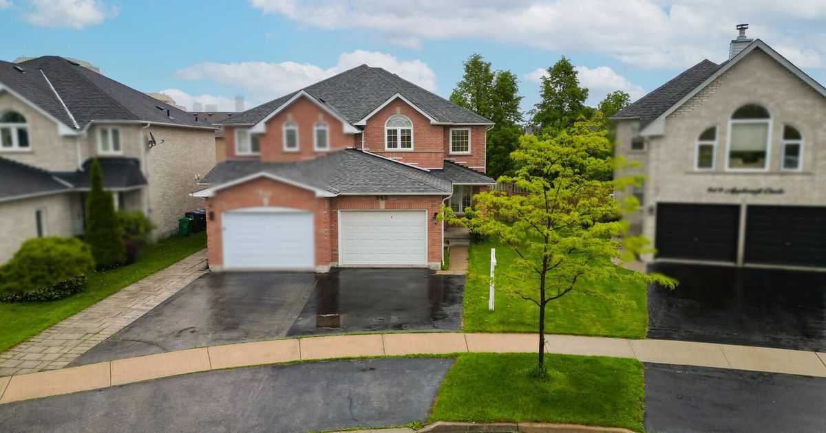 945 AppleCroft Circle Mississauga