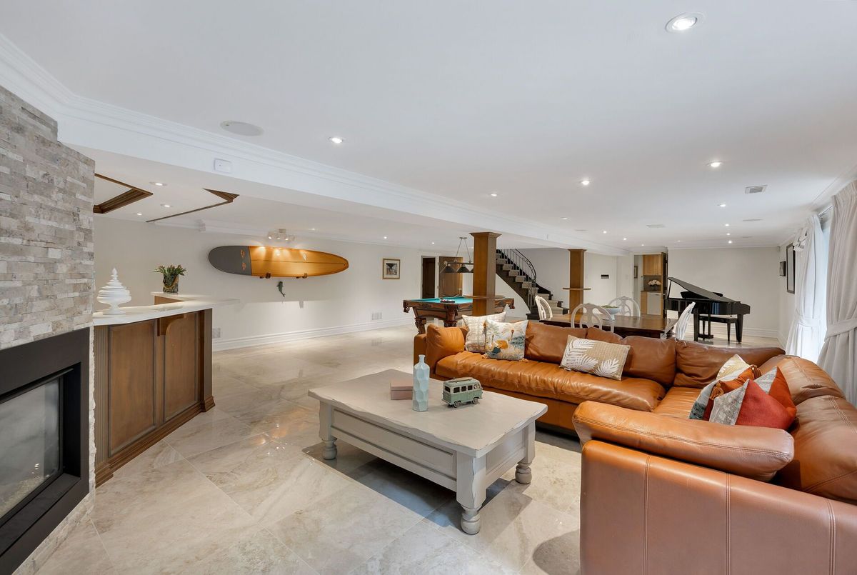 img-gallery
