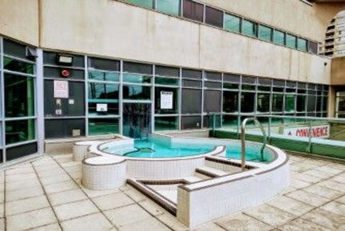 img-gallery