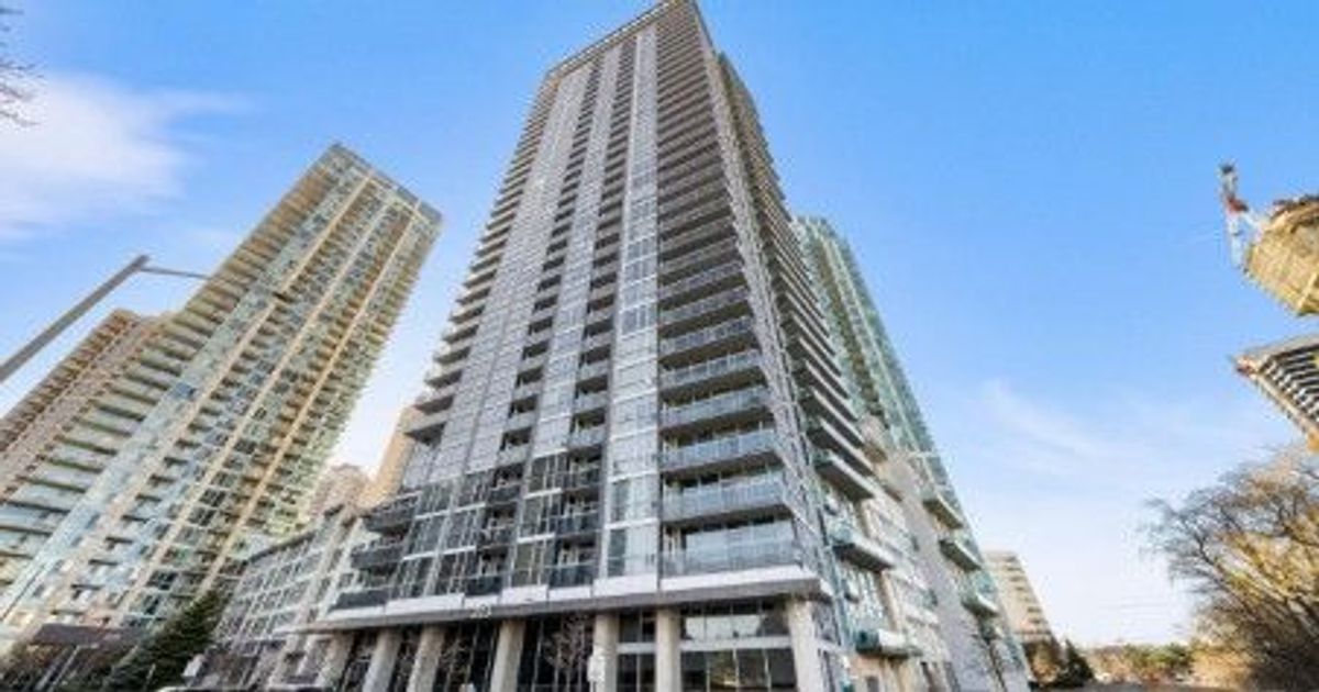 223 Webb Drive S Mississauga