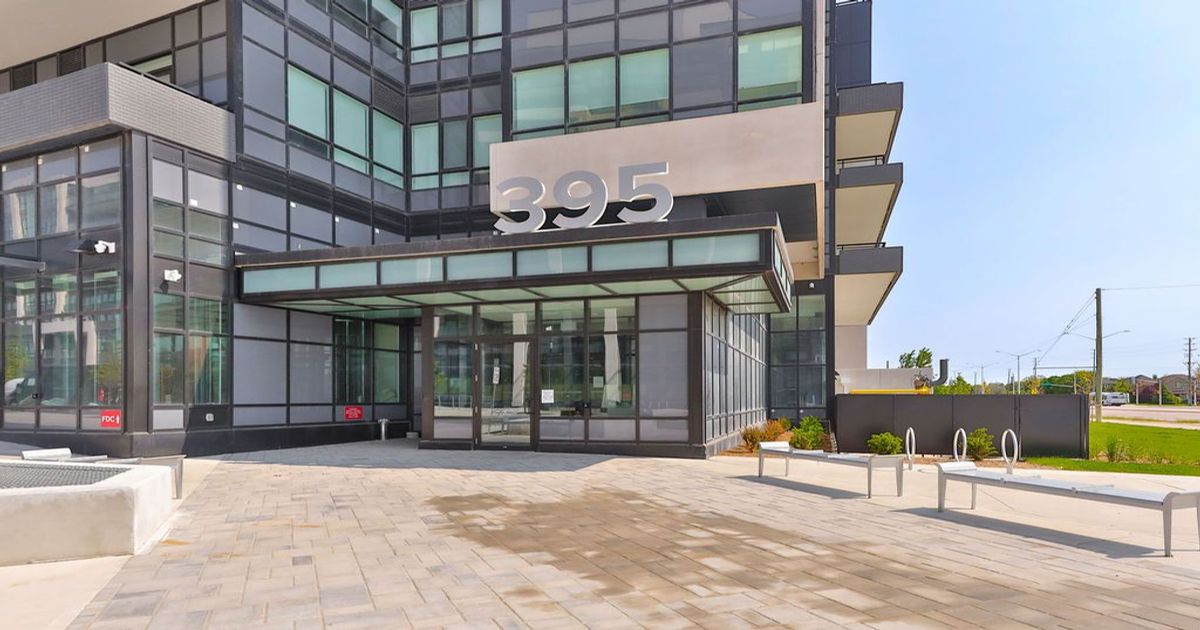 395 Dundas Street W Oakville