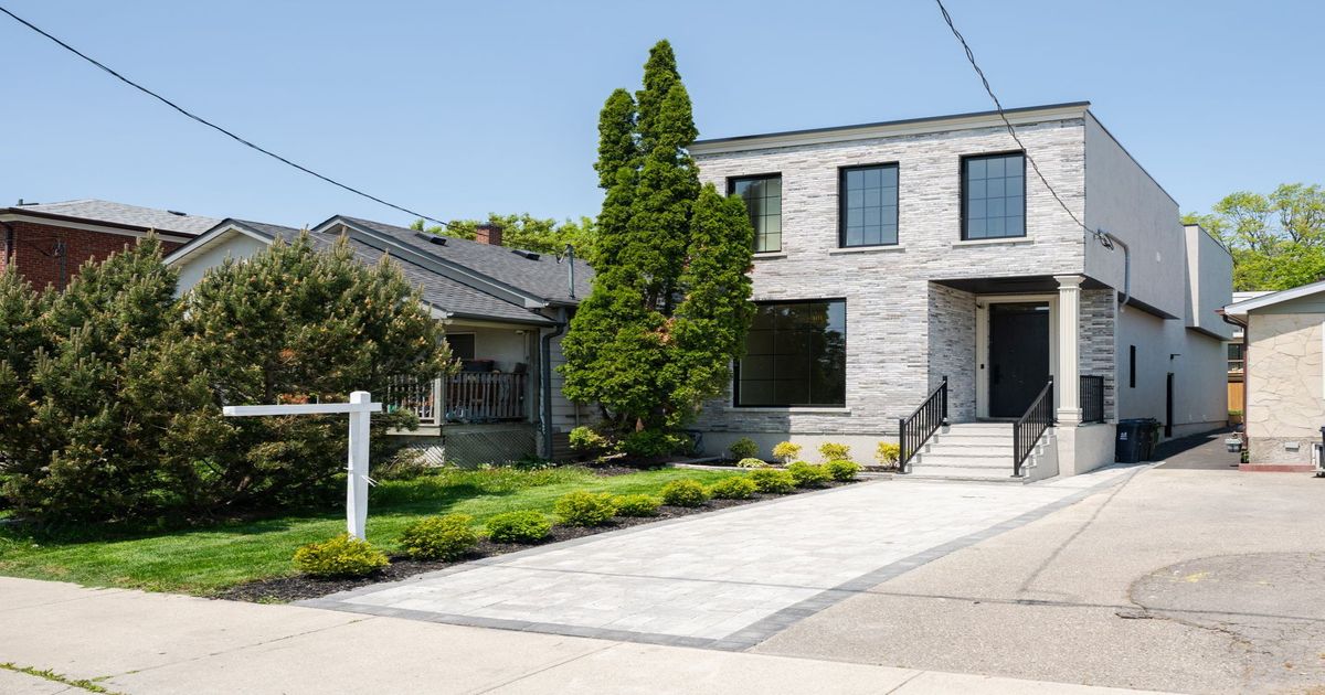 104 Newcastle Street Toronto