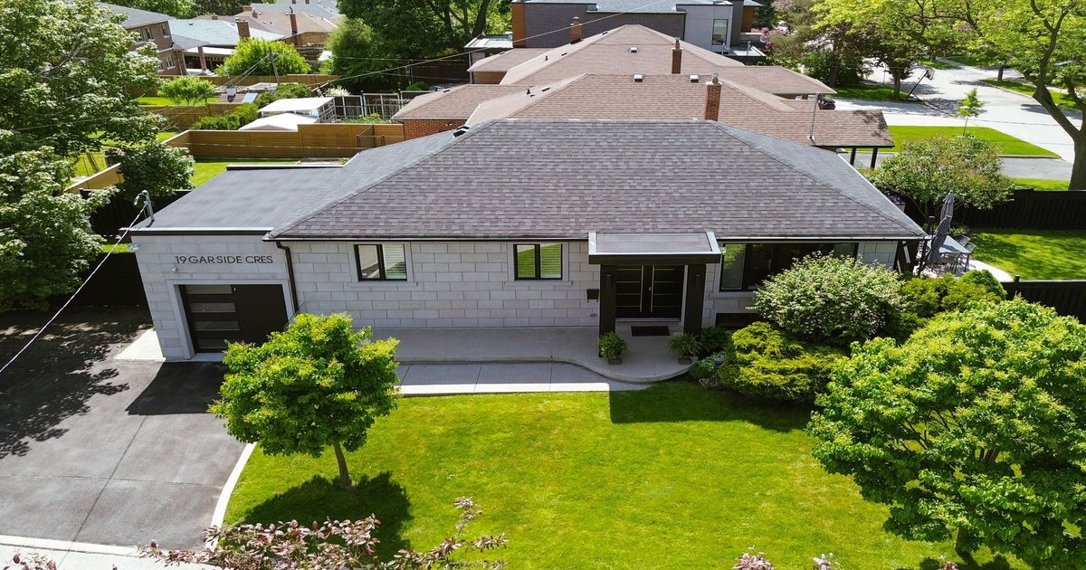 19 Garside Crescent E Toronto