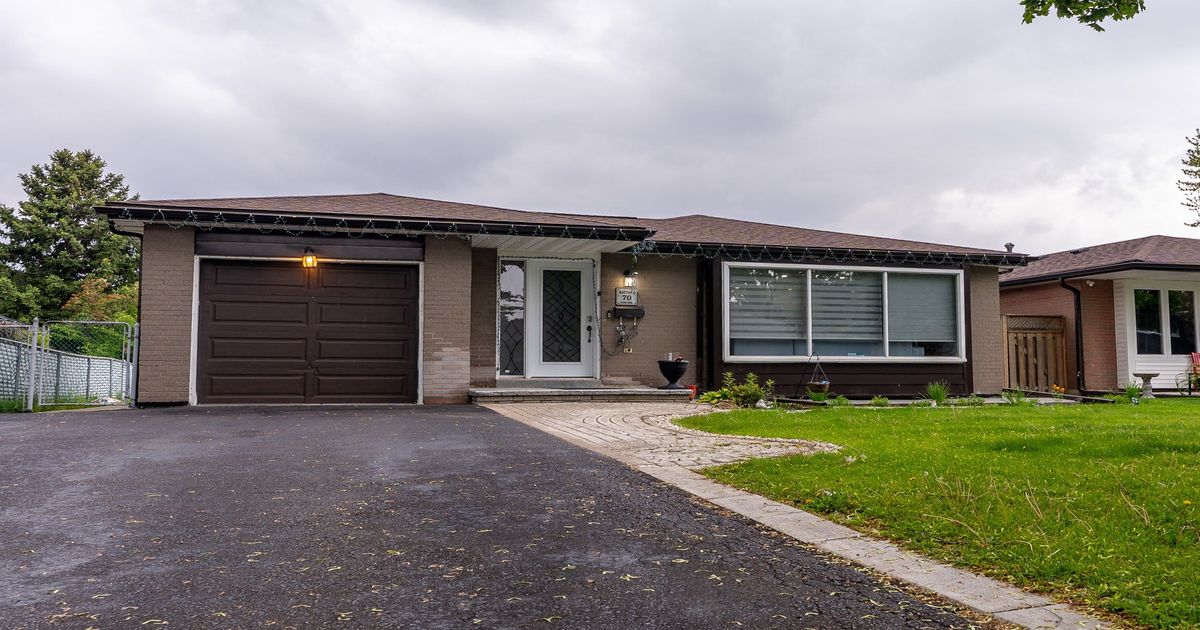 70 Glebe Crescent Brampton