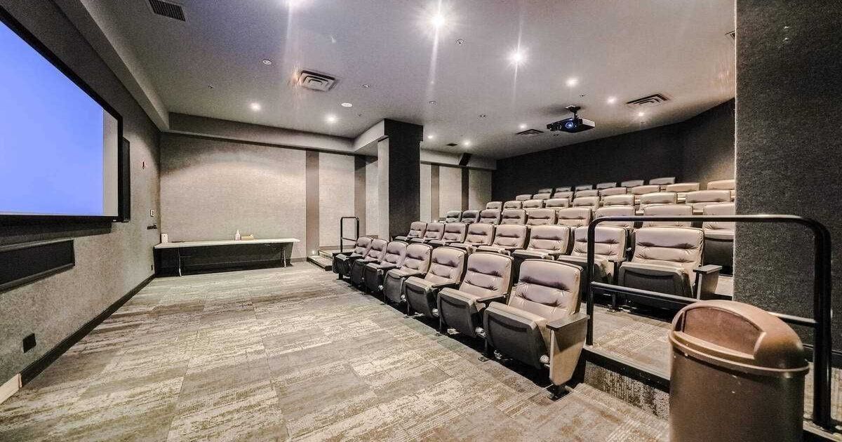 60 Absolute Avenue Mississauga