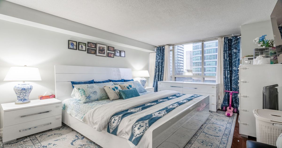 55 Elm Drive W Mississauga