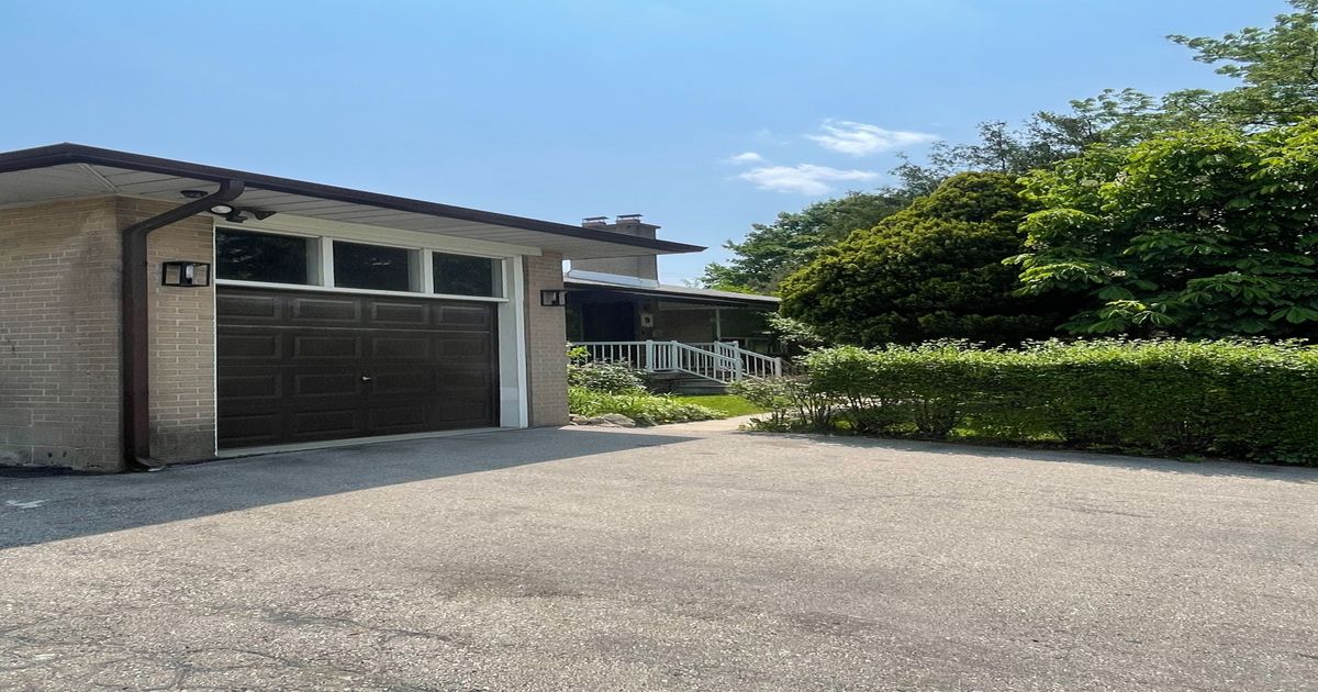 9 Camperdown Avenue Toronto