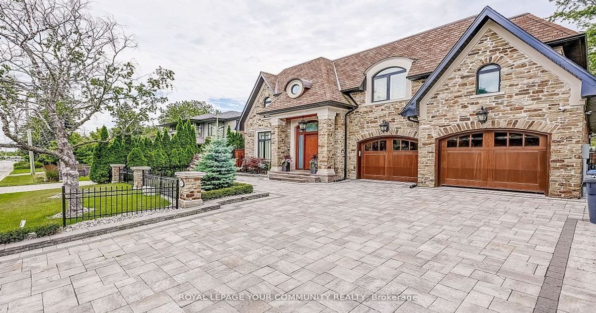 1256 Mineola Gardens Mississauga