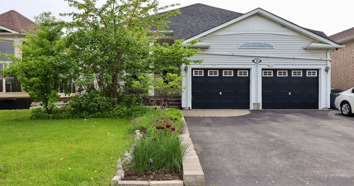 95 Vintage Gate Brampton