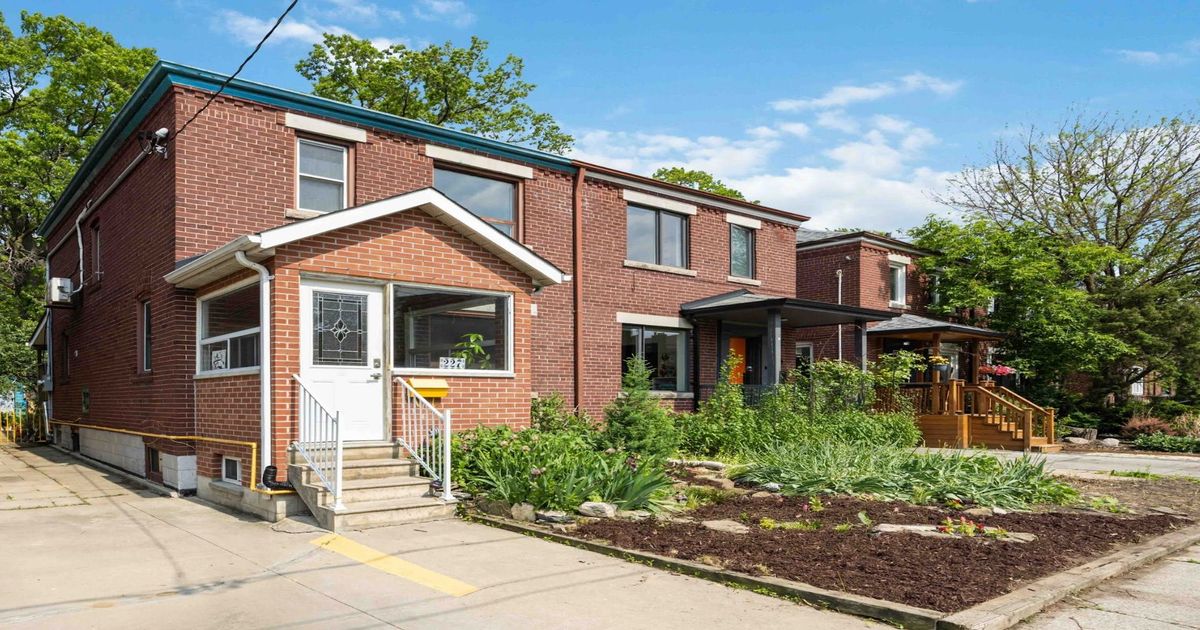 227 Jane Street Toronto