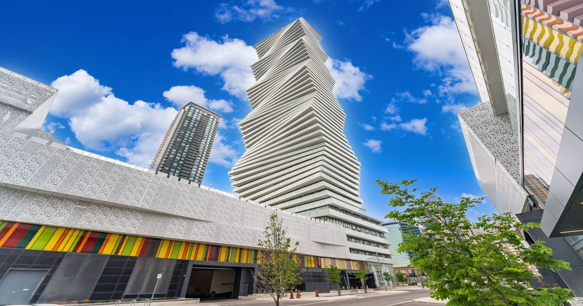 3900 Confederation Parkway Mississauga