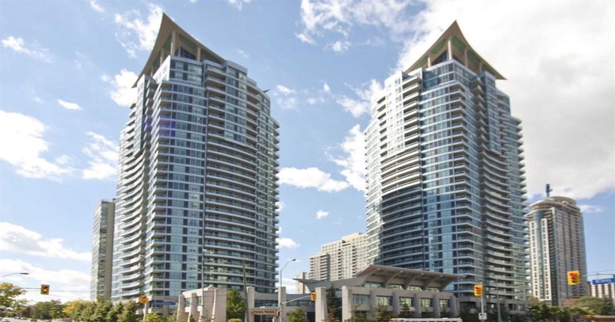 1 Elm Drive W Mississauga