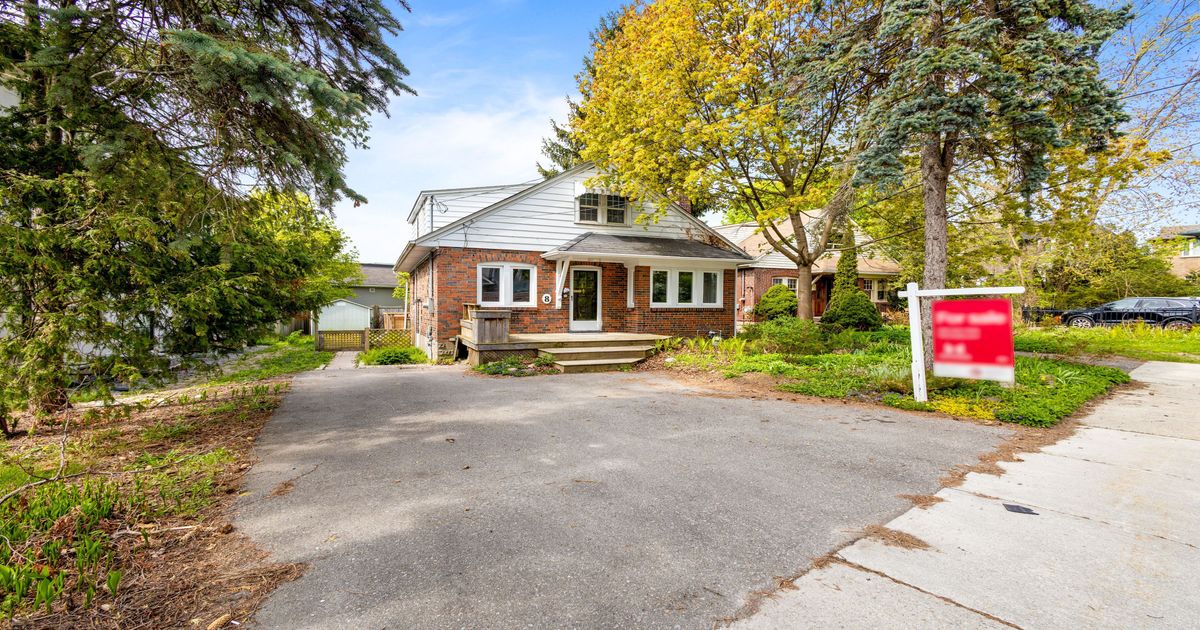 8 Wesley Crescent Mississauga