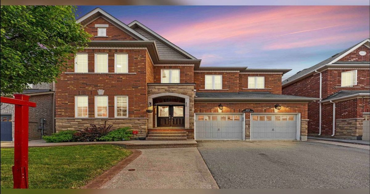 95 Teal Crest Circle Brampton