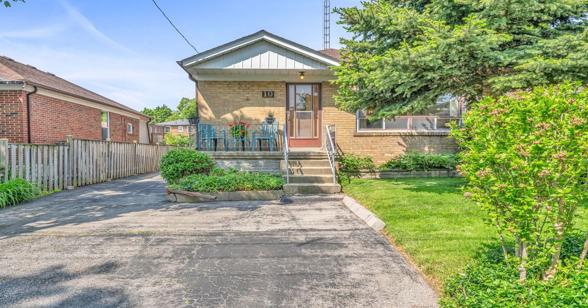 10 Robindale Avenue Toronto