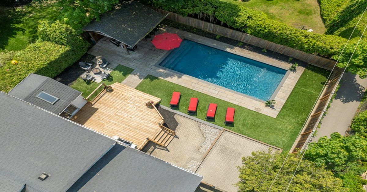 282 PINE COVE Road Burlington