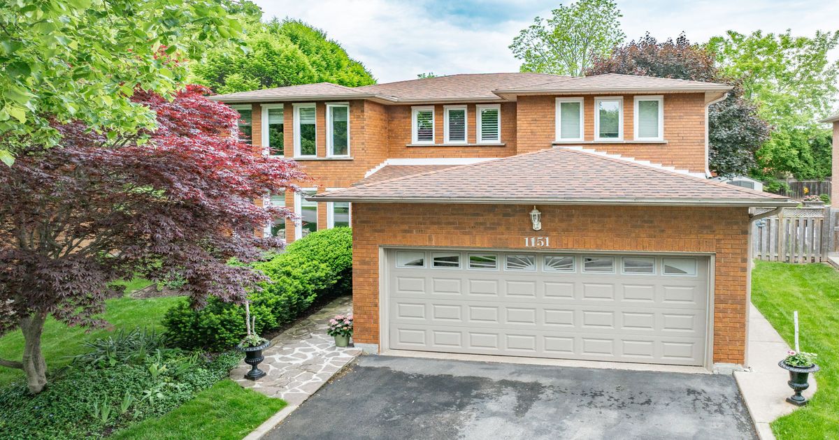 1151 Manor Road Oakville